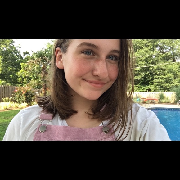 Meet your Posher, Maggie - Picture 5 of 5